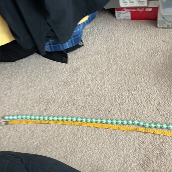 Vintage mint green beaded necklace 24 inch - Picture 4 of 4